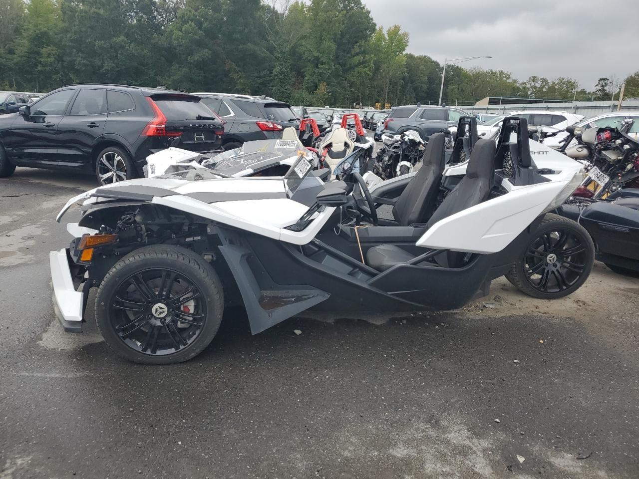 2019 Polaris Slingshot - Фото 3