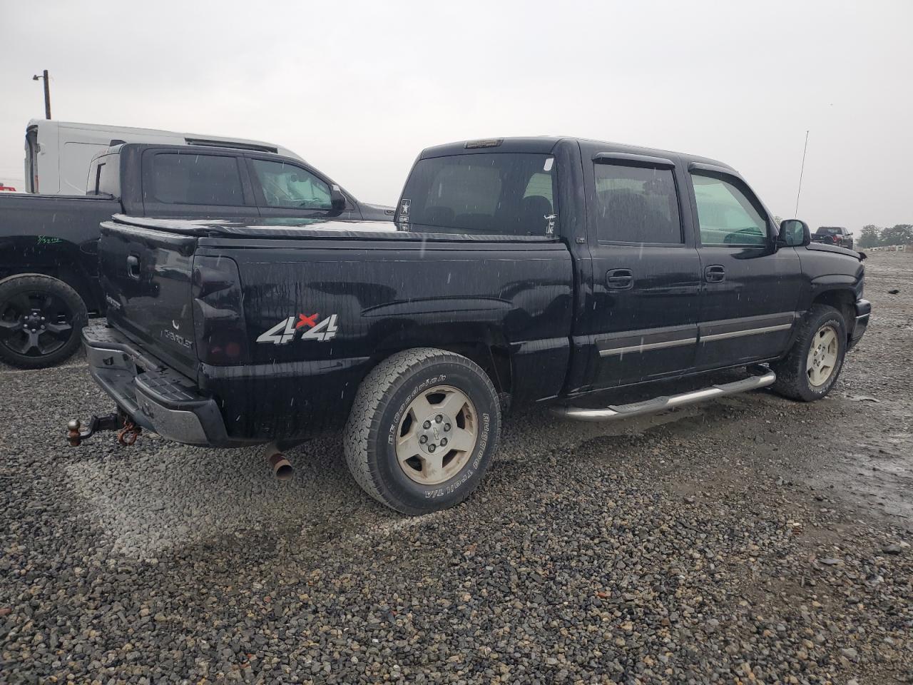 2004 Chevrolet Silverado K1500 - Фото 3