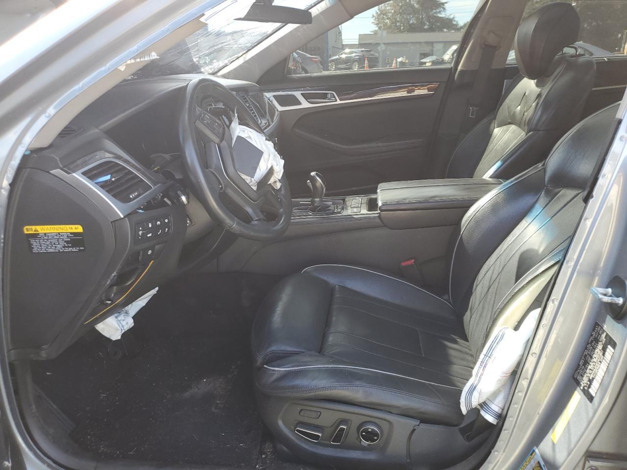 2015 Hyundai Genesis 3.8L - Фото 7