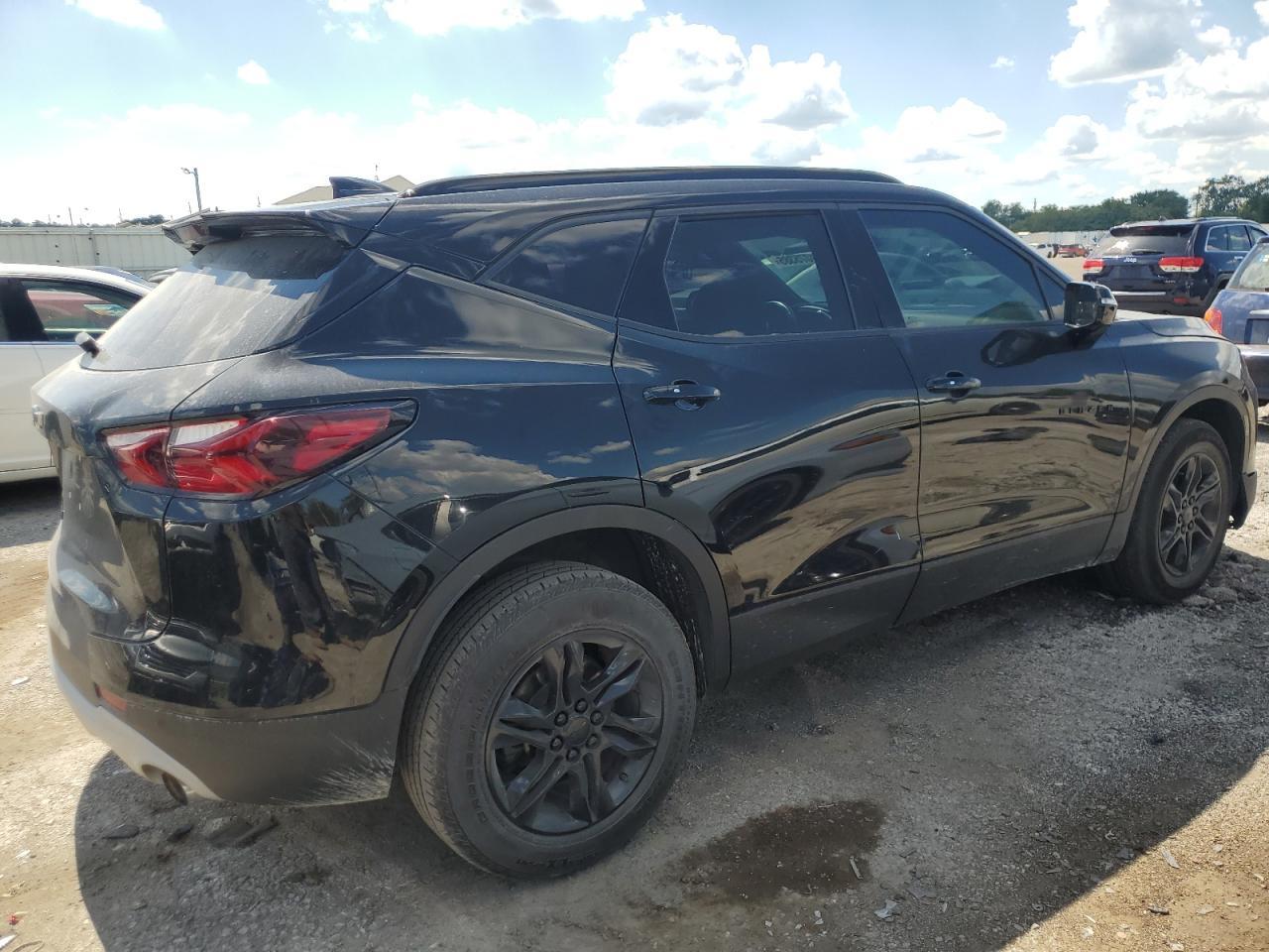 2019 Chevrolet Blazer 2Lt - Image 3