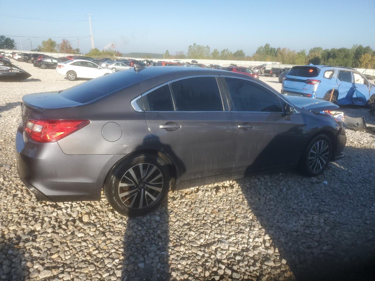 2018 Subaru Legacy 2.5I Premium - Фото 3