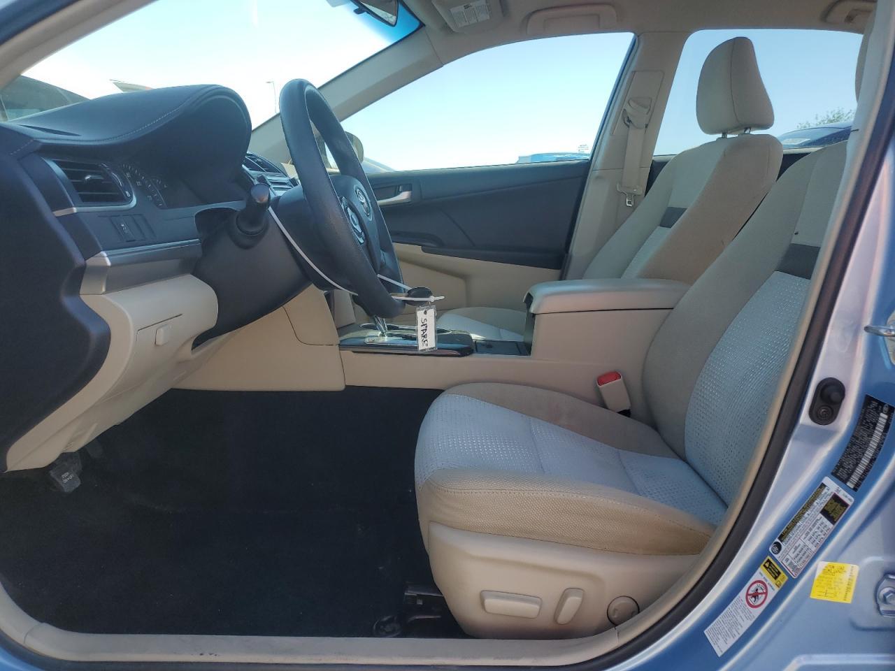 2012 Toyota Camry Base - Фото 7