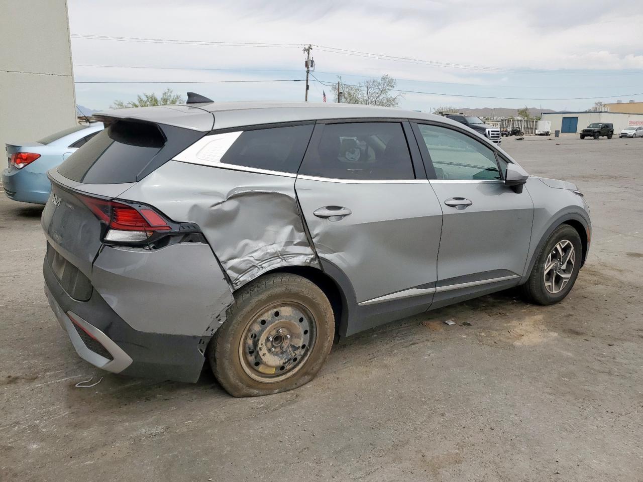 2025 Kia Sportage Lx - Фото 3