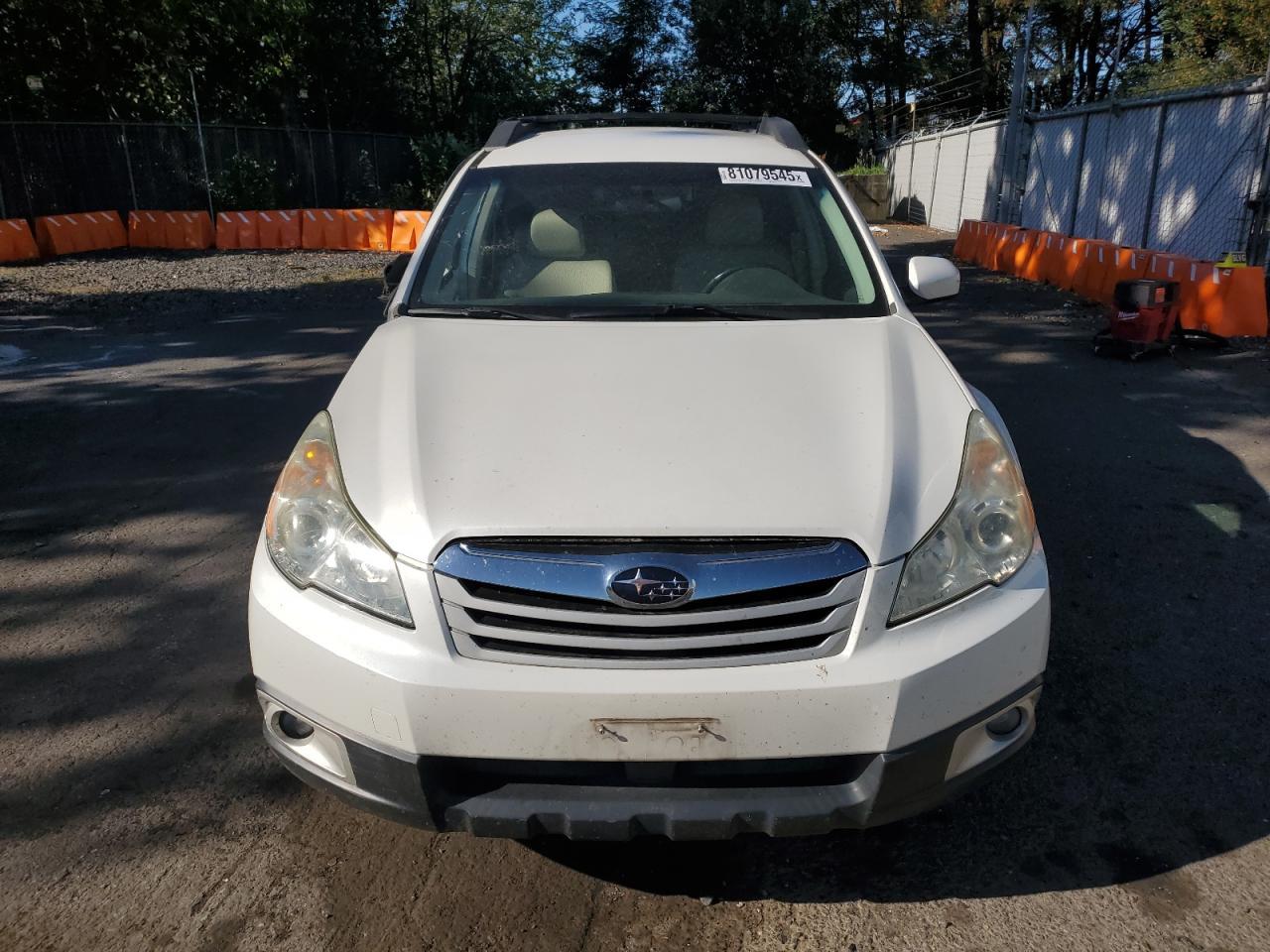 2011 Subaru Outback 2.5I Premium - Image 5