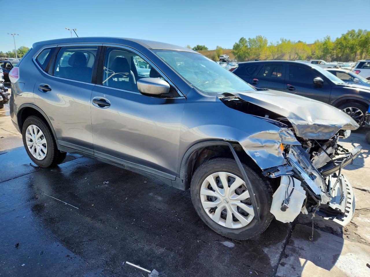 2016 Nissan Rogue S - Image 4