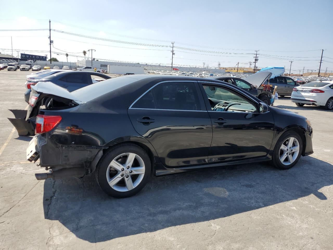 2014 Toyota Camry L - Image 3