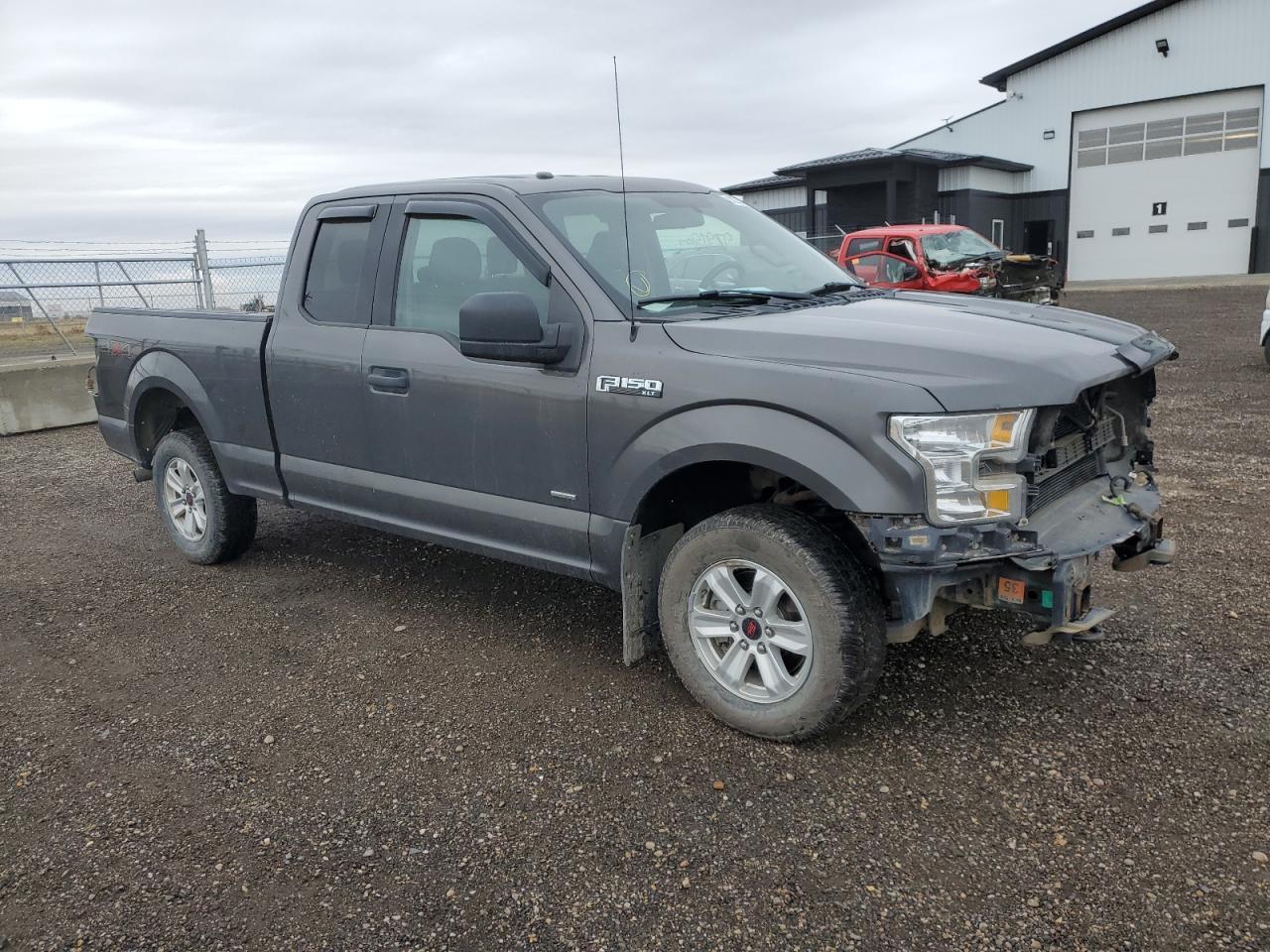 2015 Ford F150 Super Cab - Image 4