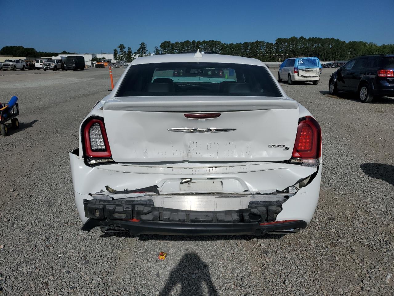 2017 Chrysler 300 S - Image 6