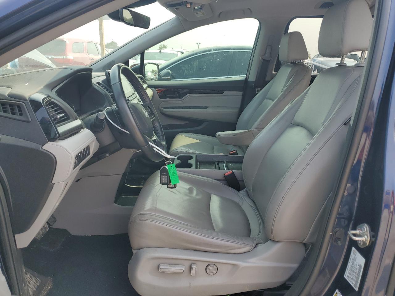 2021 Honda Odyssey Touring - Image 7