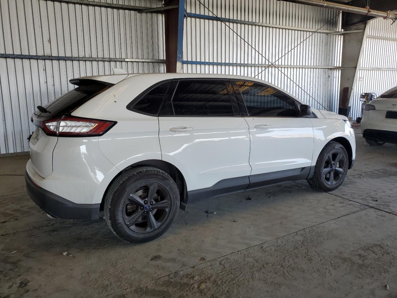 2016 Ford Edge Se - Фото 3