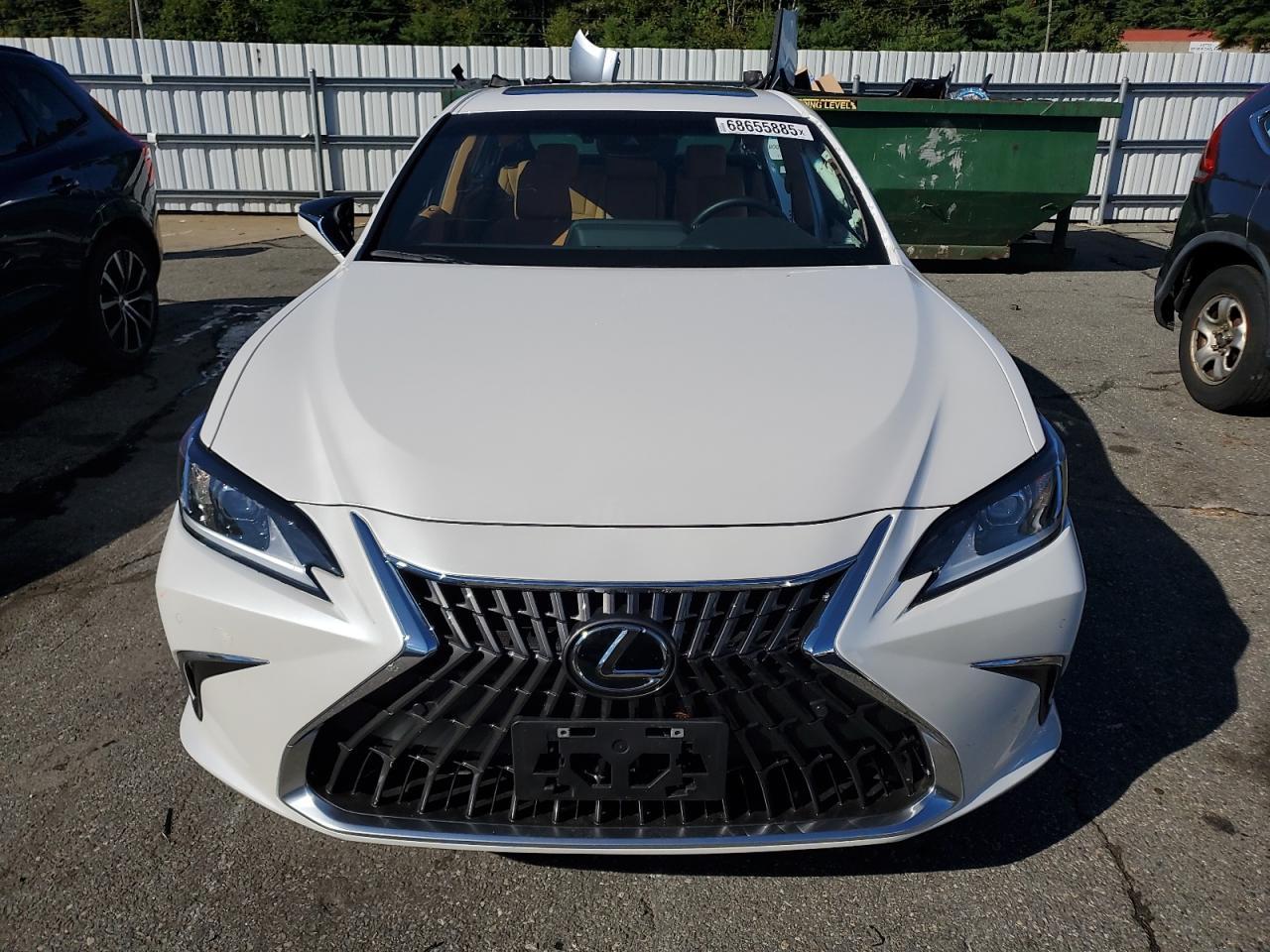 2025 Lexus Es 350 Base - Image 5
