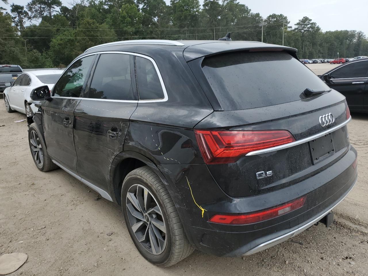 2021 Audi Q5 Premium Plus - Фото 2