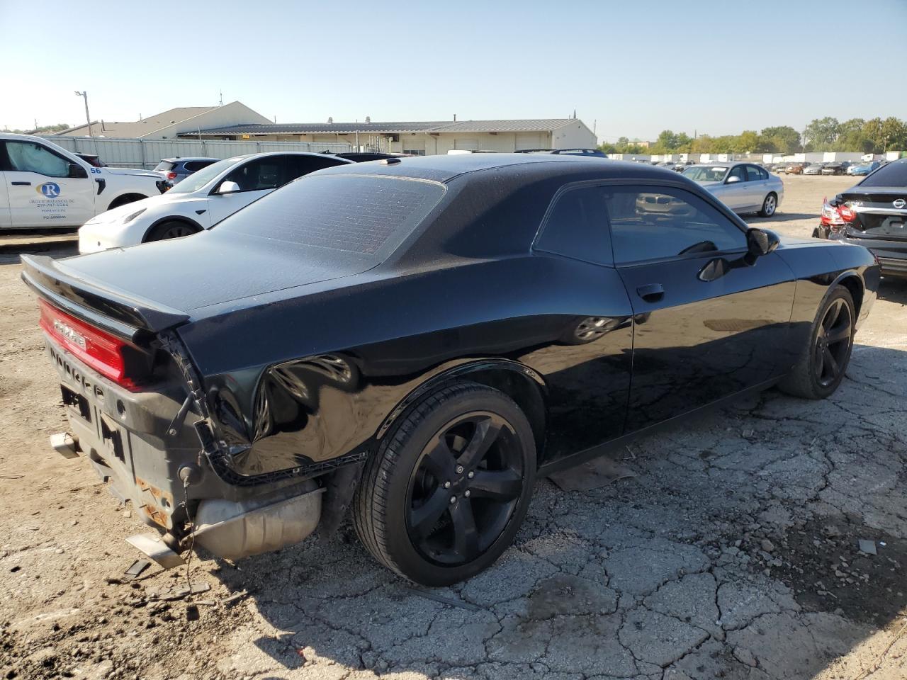2013 Dodge Challenger Sxt - Фото 3