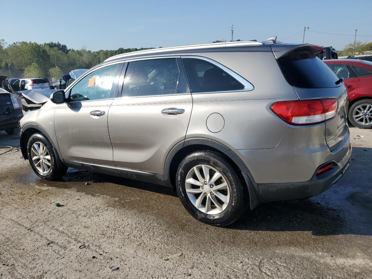 2017 Kia Sorento Lx - Image 2