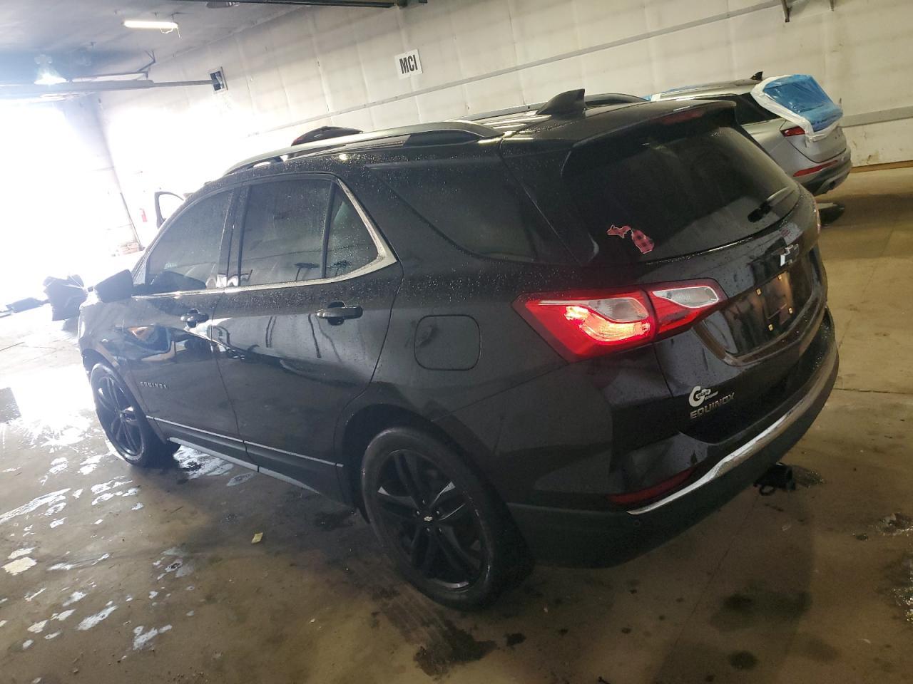 2020 Chevrolet Equinox Lt - Image 2