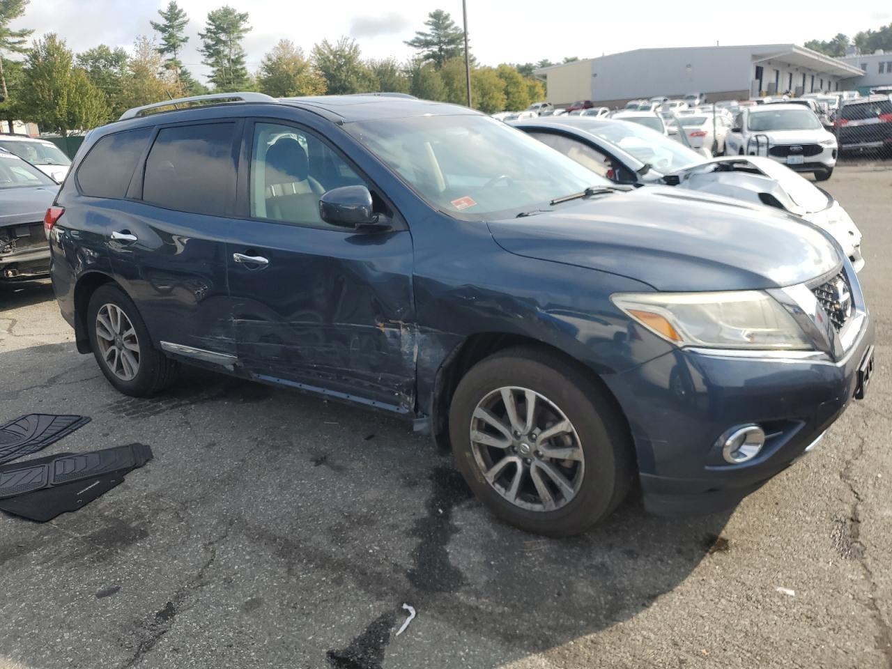 2014 Nissan Pathfinder S - Фото 4