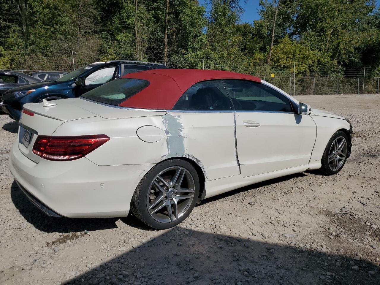 2016 Mercedes-Benz E 400 - Image 3