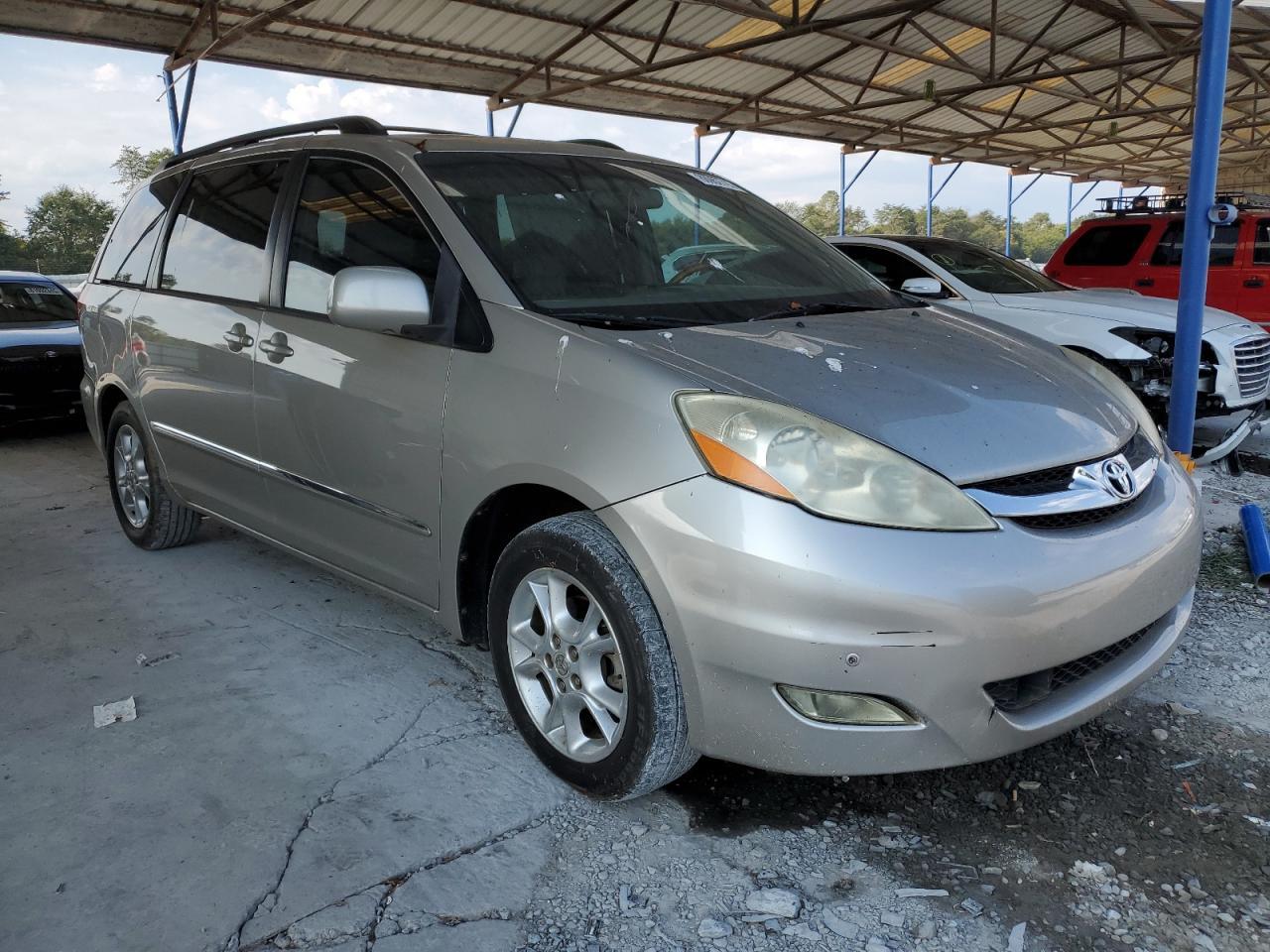 2006 Toyota Sienna Xle - Image 4