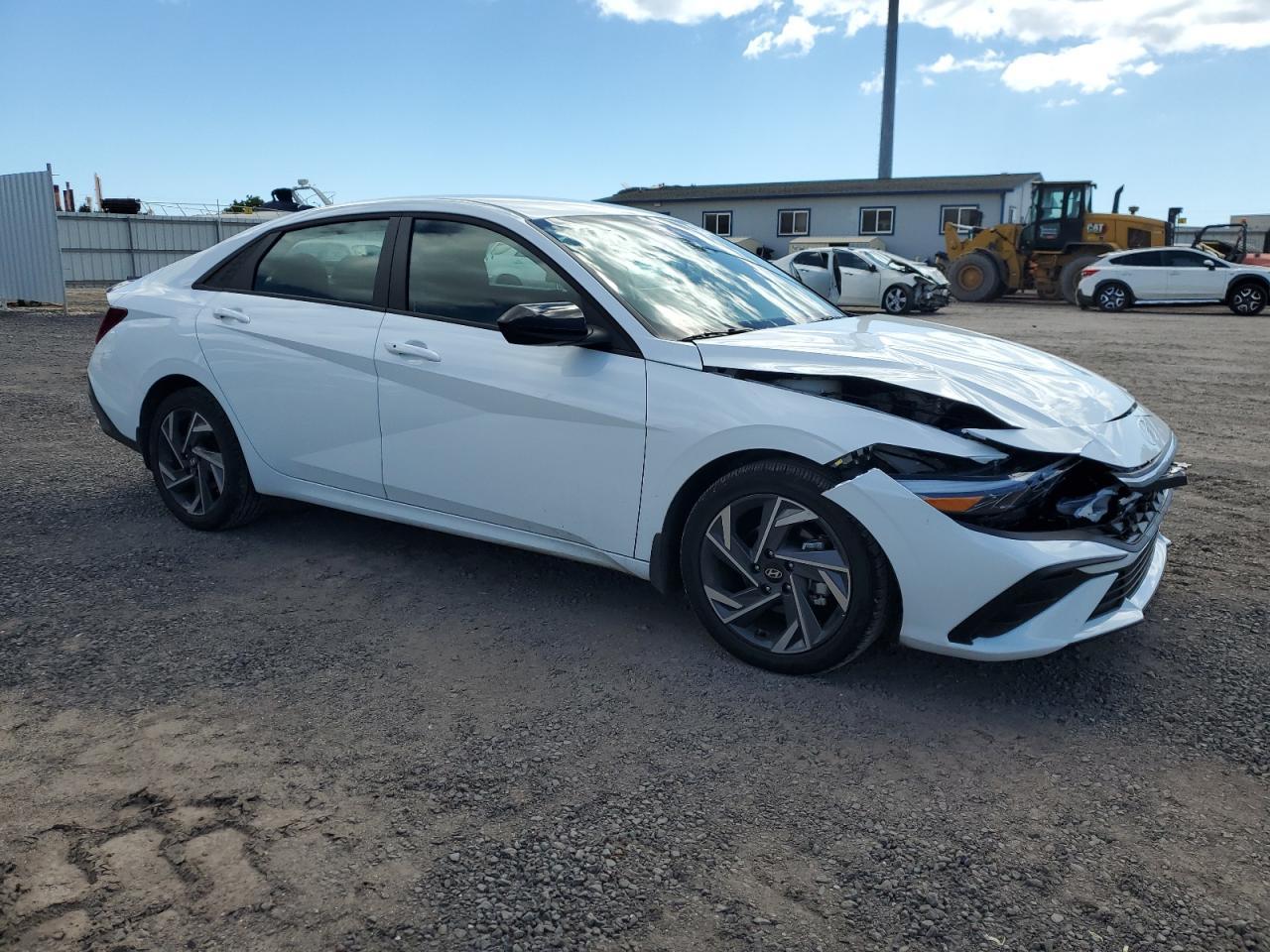 2025 Hyundai Elantra Sel Sport - Фото 4