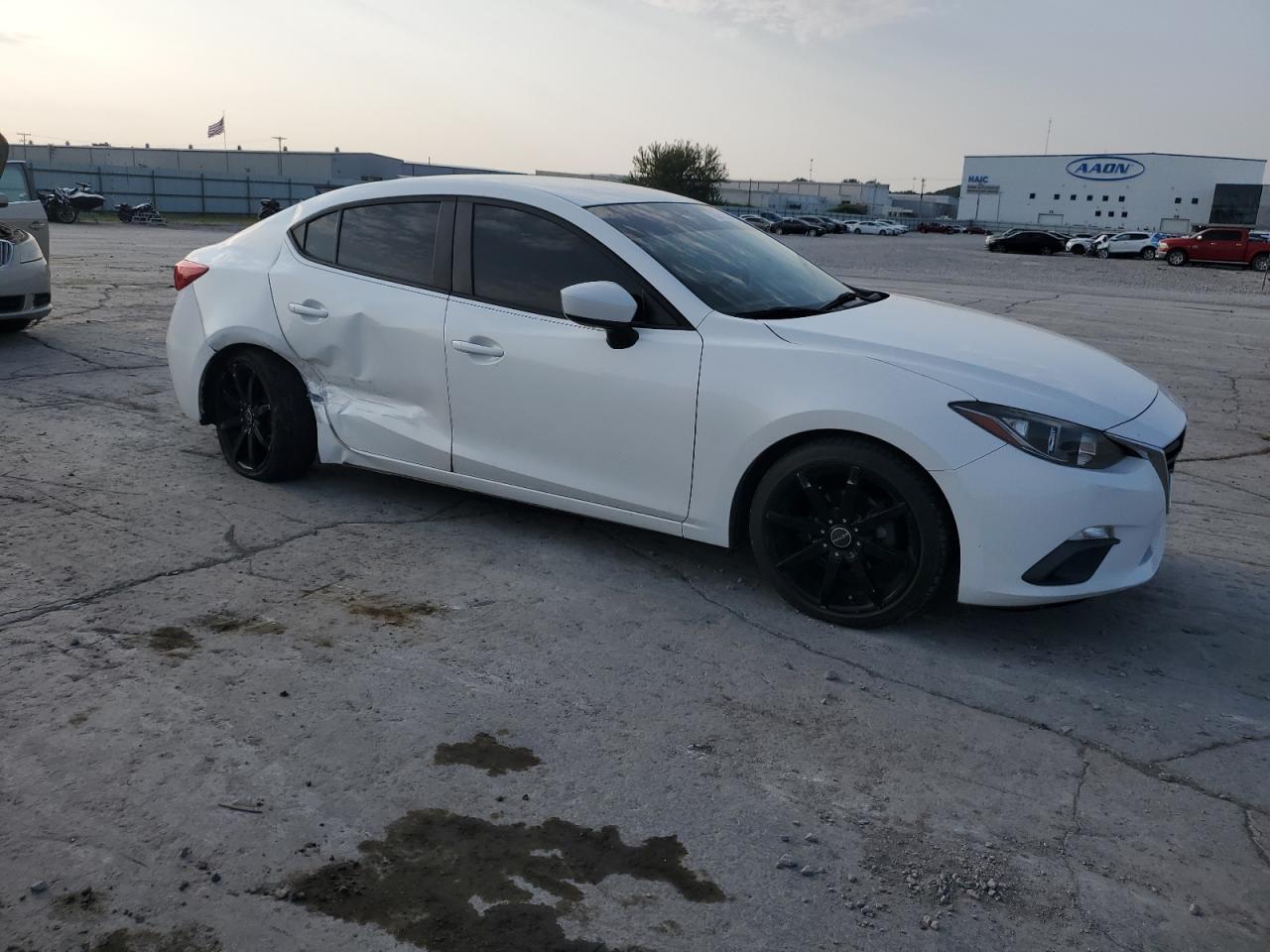 2016 Mazda 3 Sport - Image 4