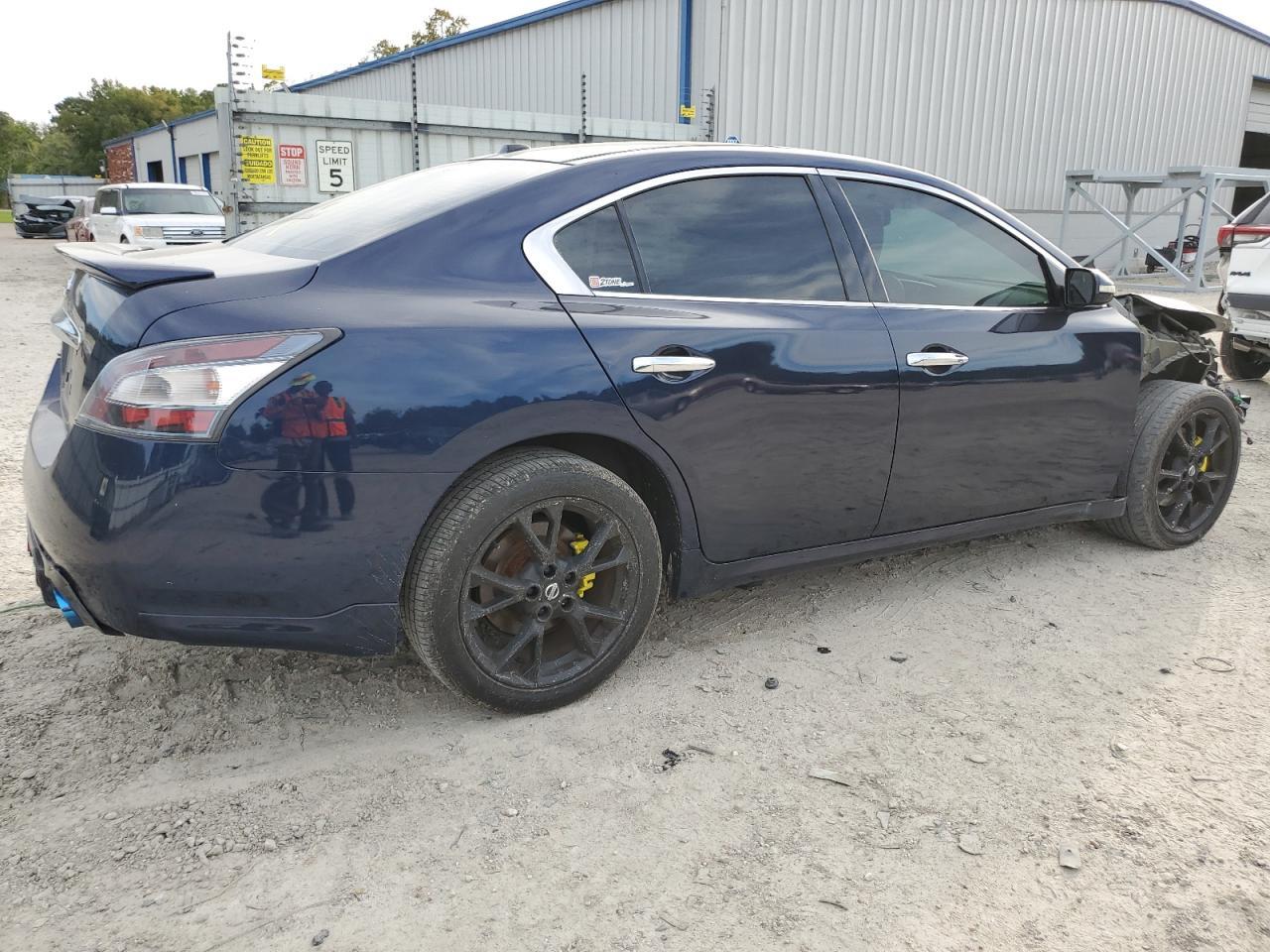 2014 Nissan Maxima S - Фото 3