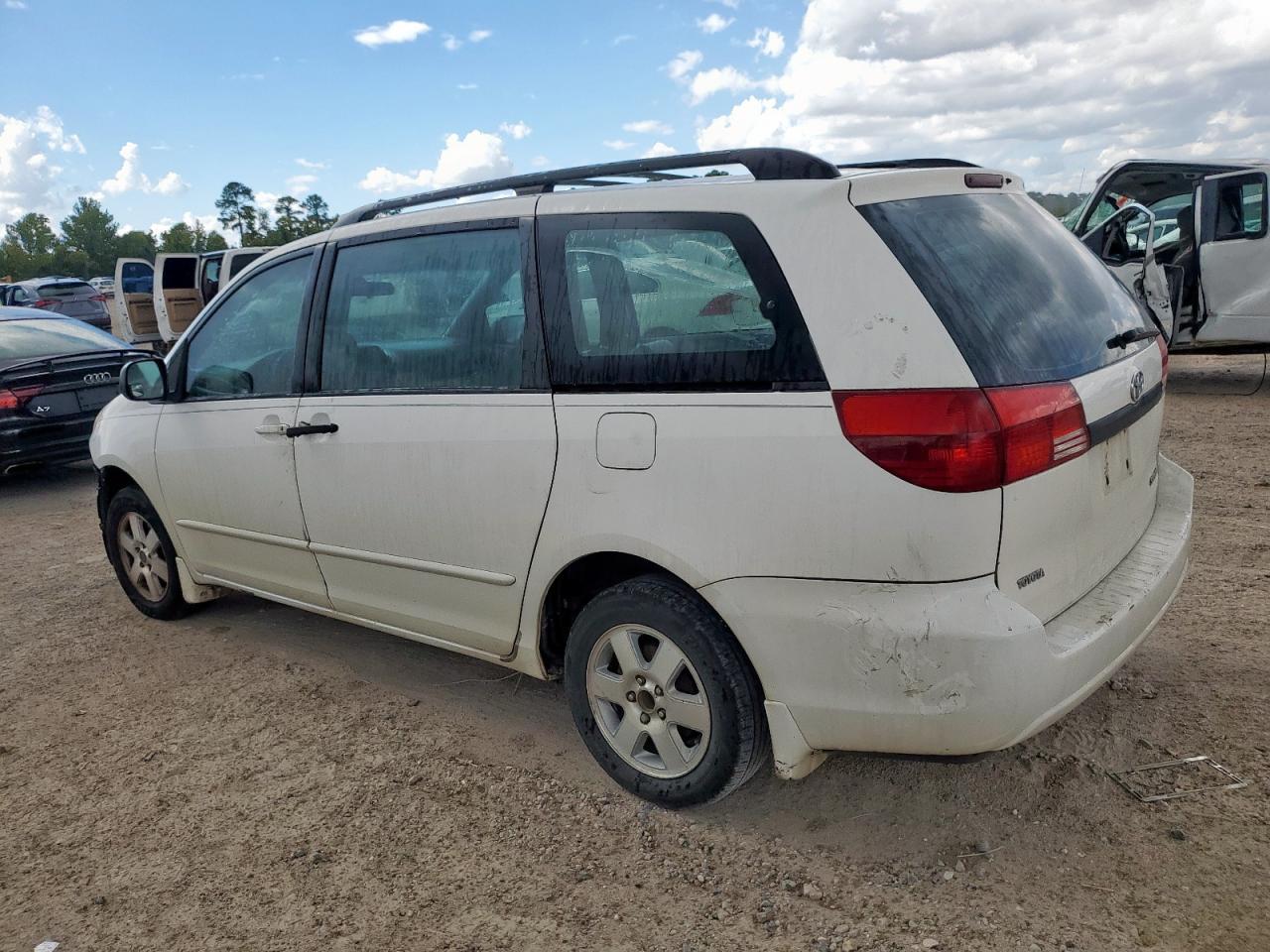 2005 Toyota Sienna Ce - Фото 2