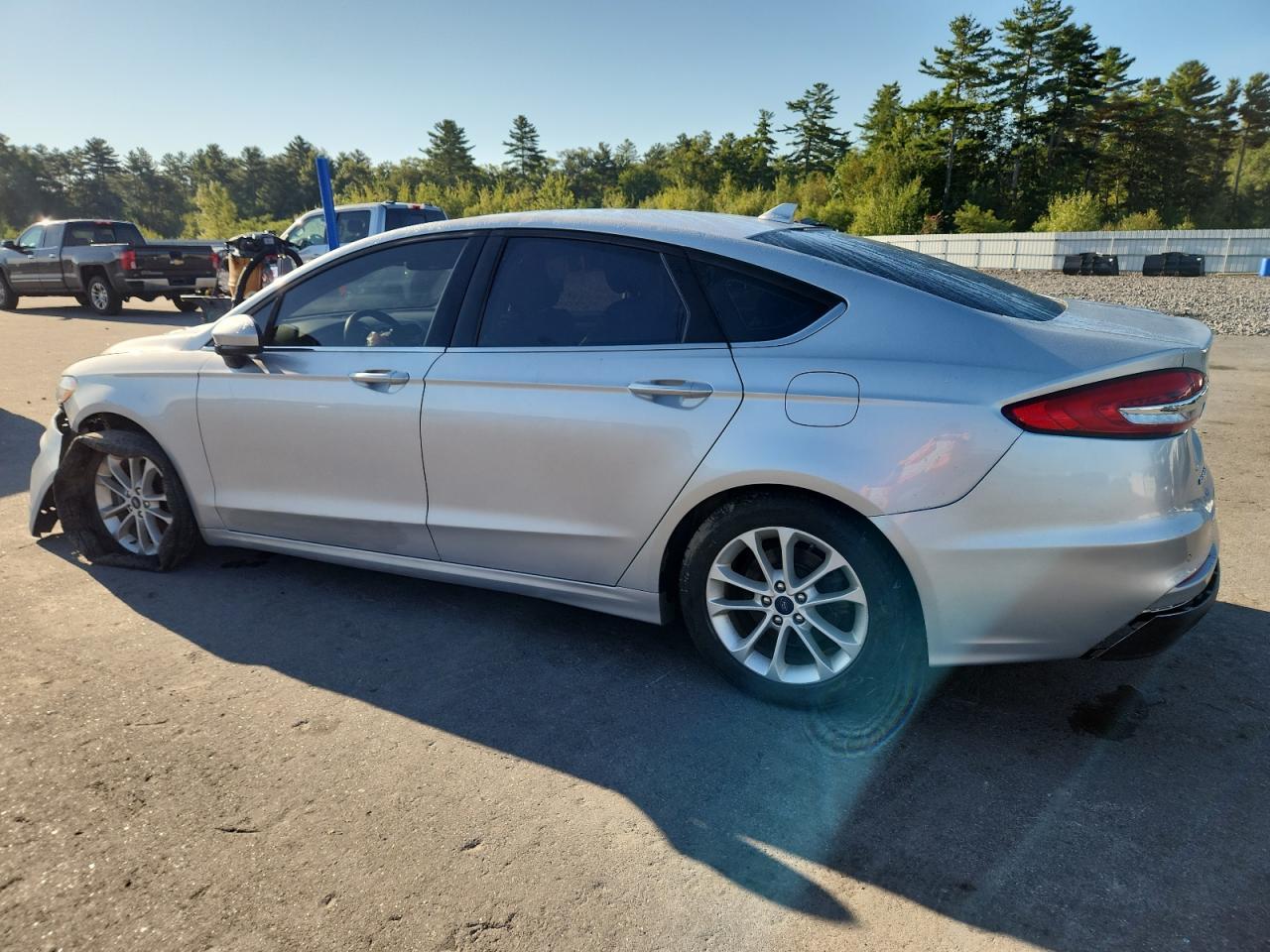 2019 Ford Fusion Se - Фото 2