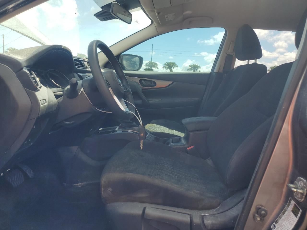 2020 Nissan Rogue Sport S - Image 7