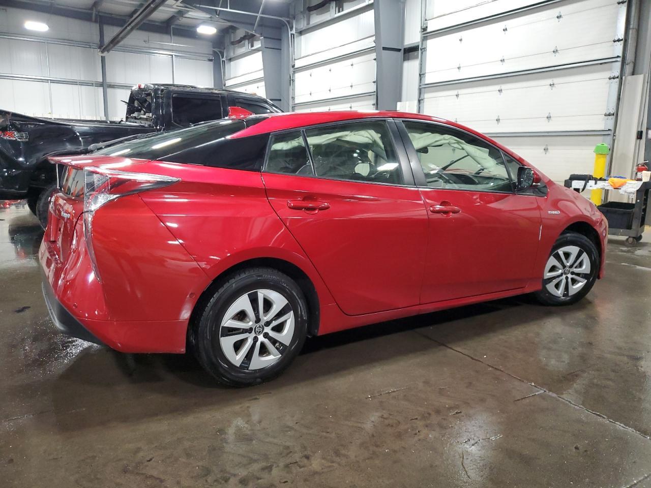 2018 Toyota Prius - Фото 3