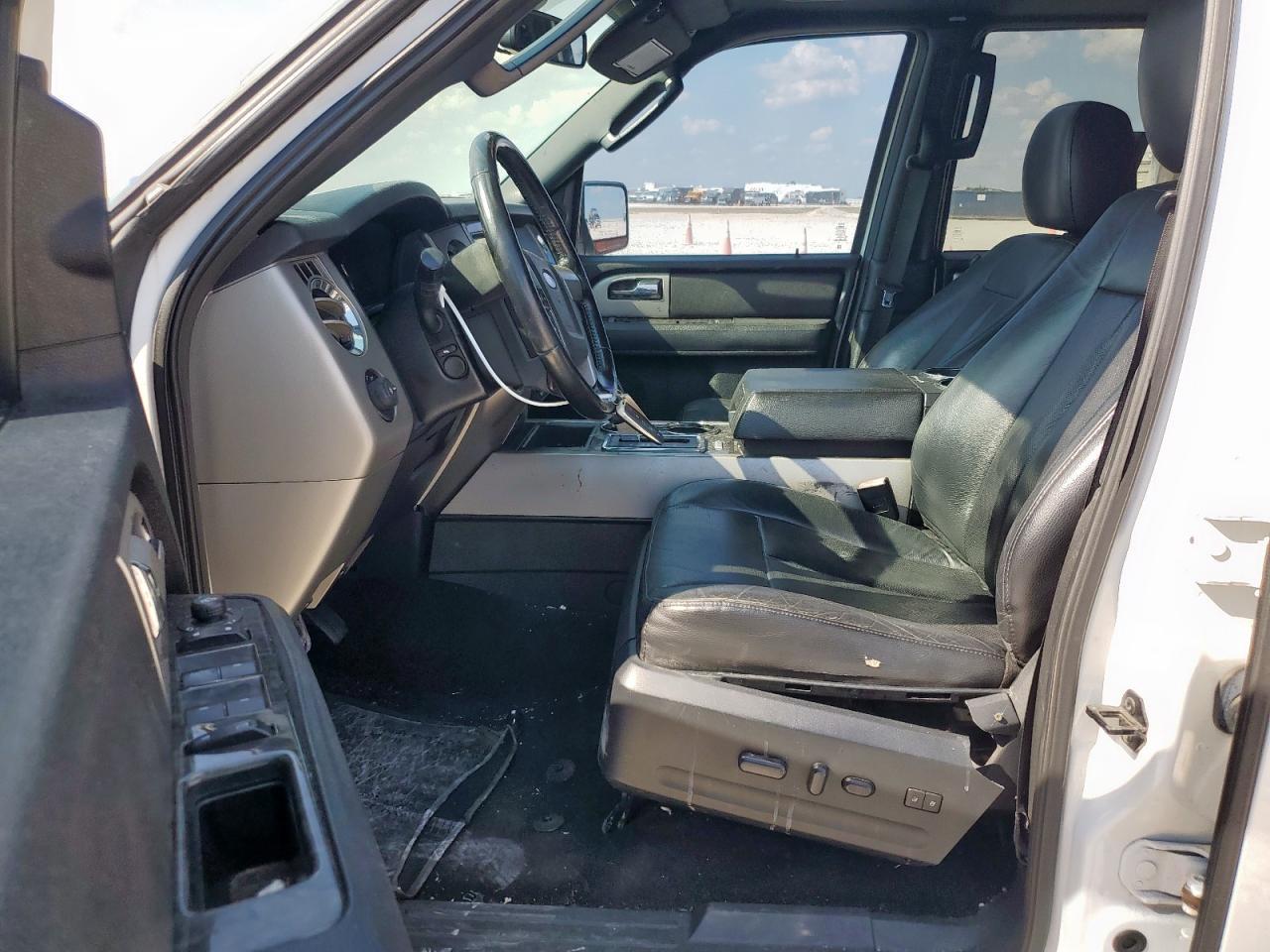 2016 Ford Expedition Limited - Image 7