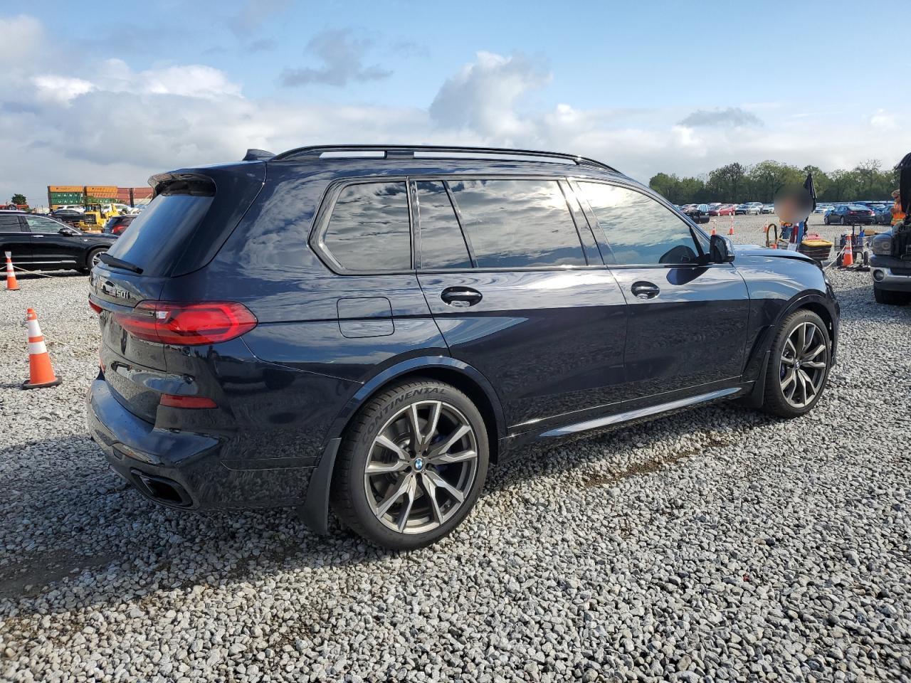 2022 BMW X7 M50I - Image 3