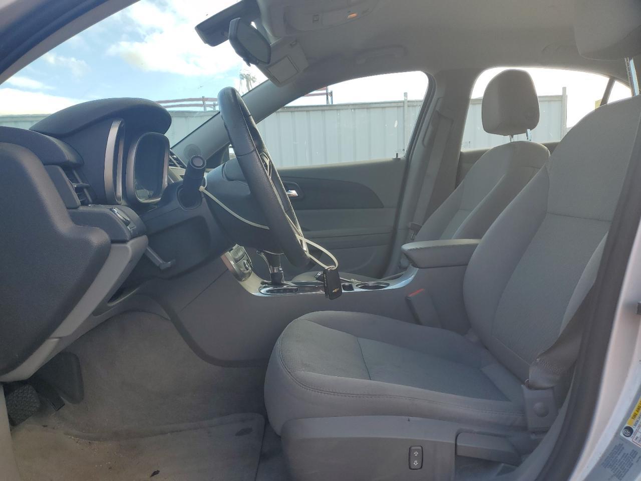 2014 Chevrolet Malibu Ls - Image 7