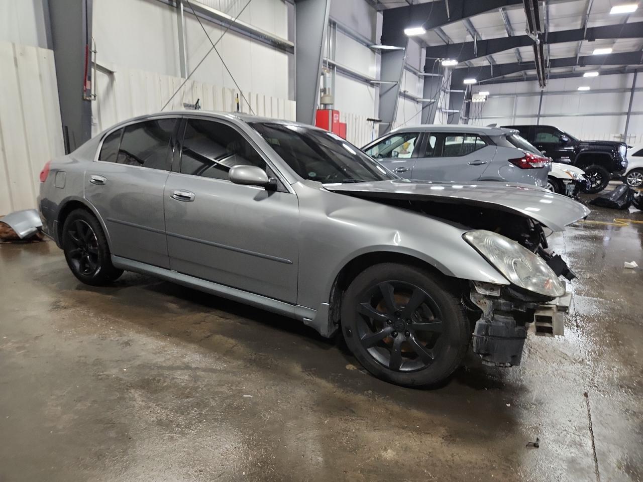 2005 Infiniti G35 - Image 4