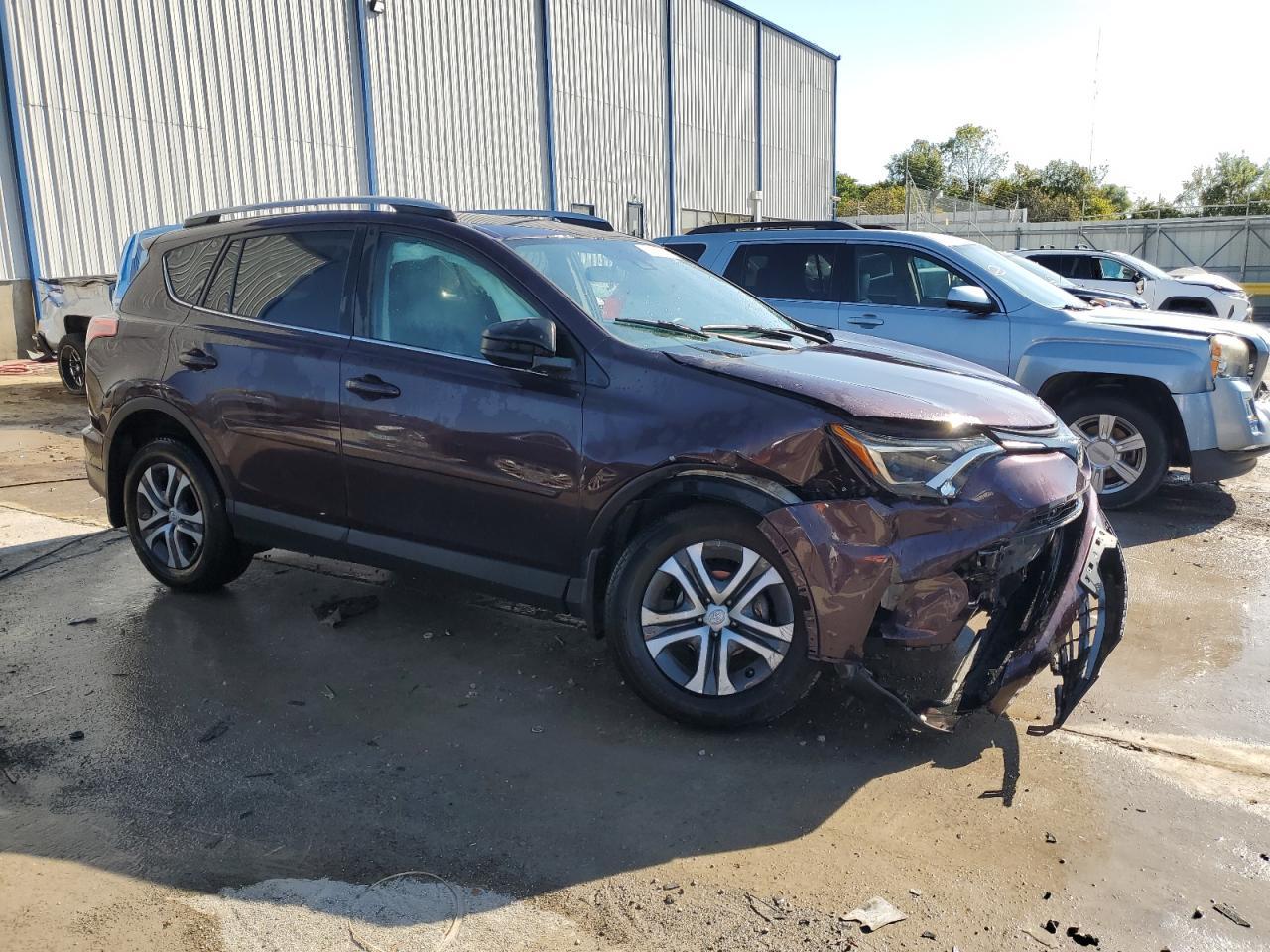2017 Toyota Rav4 Le - Фото 4