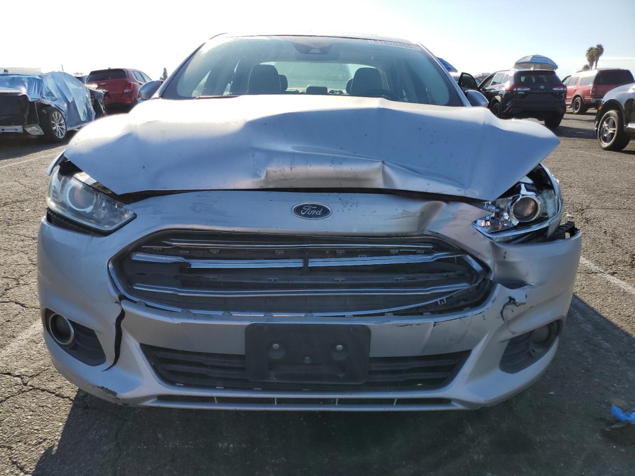 2013 Ford Fusion Se Phev - Фото 5