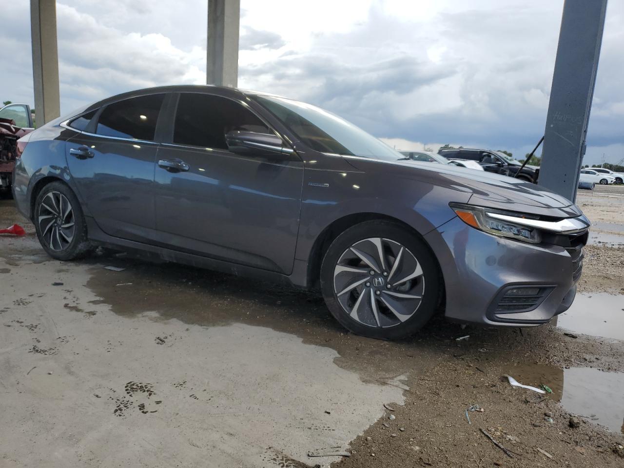 2019 Honda Insight Touring - Image 4