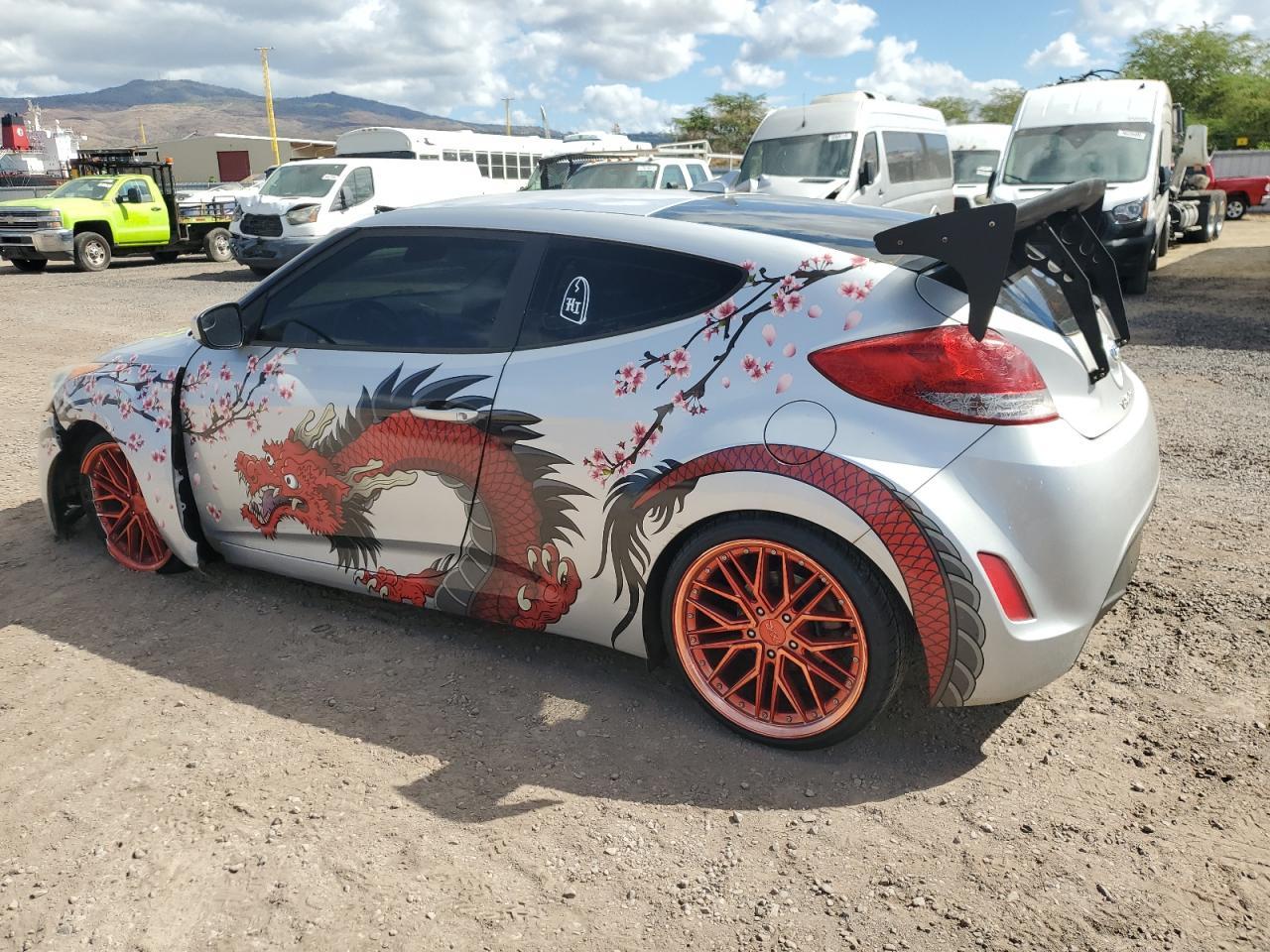 2017 Hyundai Veloster - Image 2