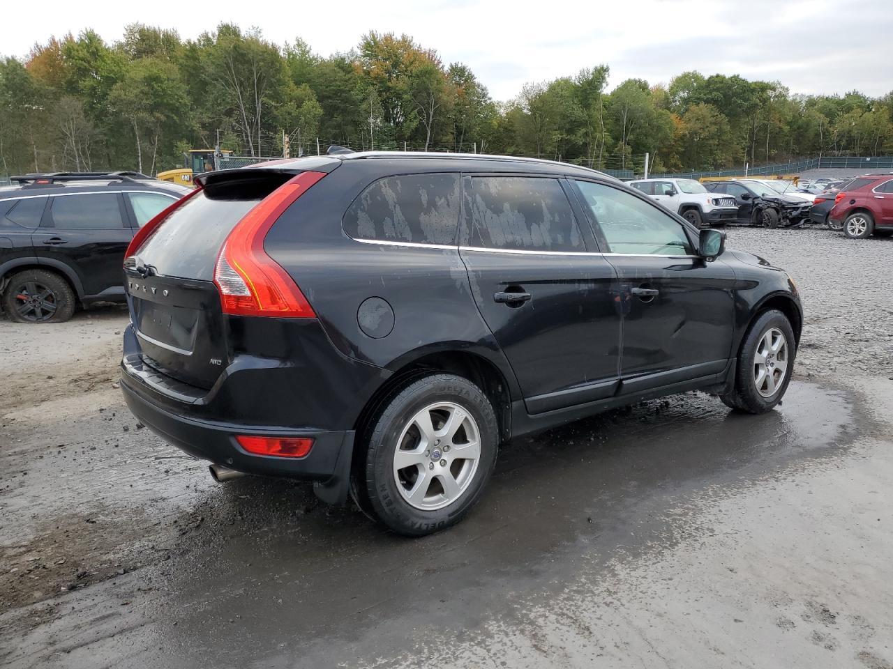 2012 Volvo Xc60 3.2 - Image 3