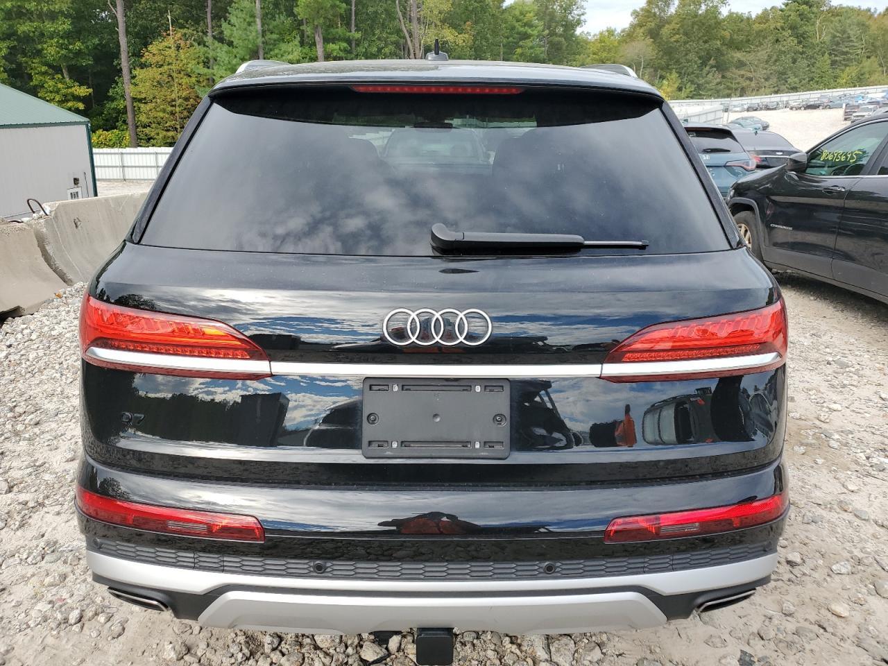 2025 Audi Q7 Prestige - Image 6