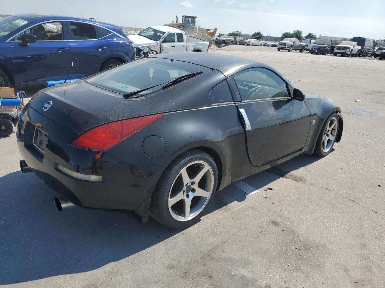 2003 Nissan 350Z Coupe - Image 3
