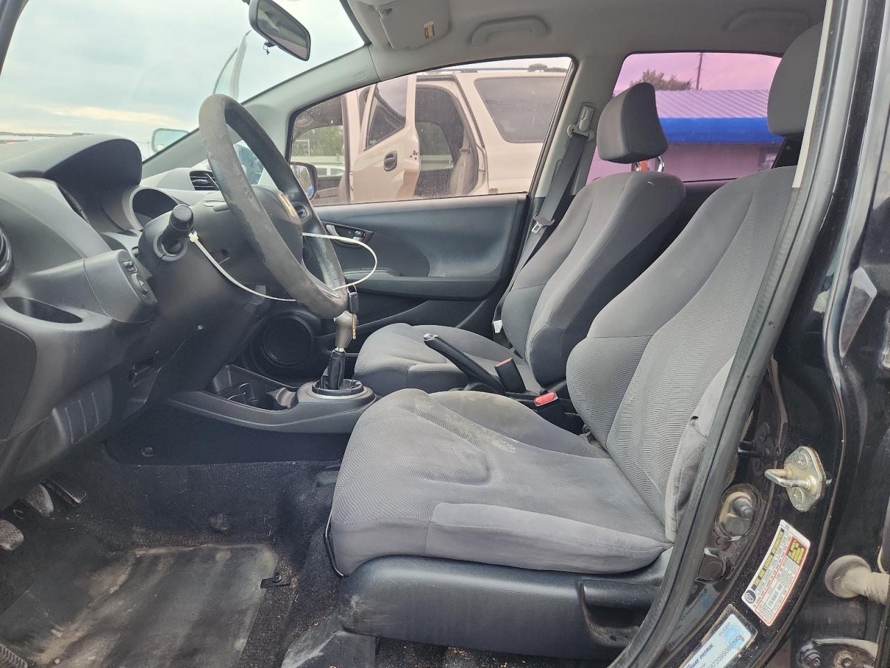 2009 Honda Fit - Image 7