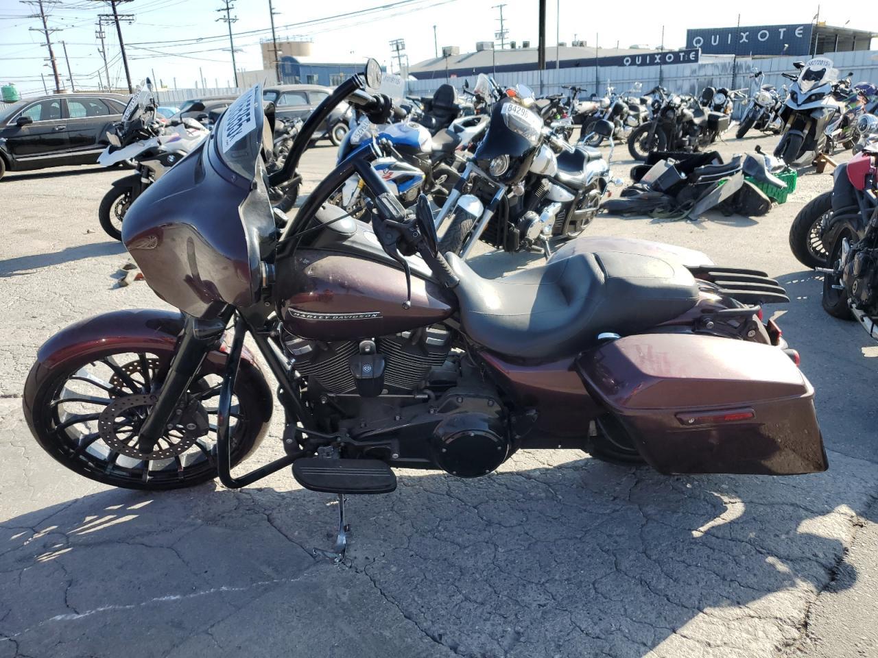 2018 Harley-Davidson Flhxs Street Glide Special - Фото 3