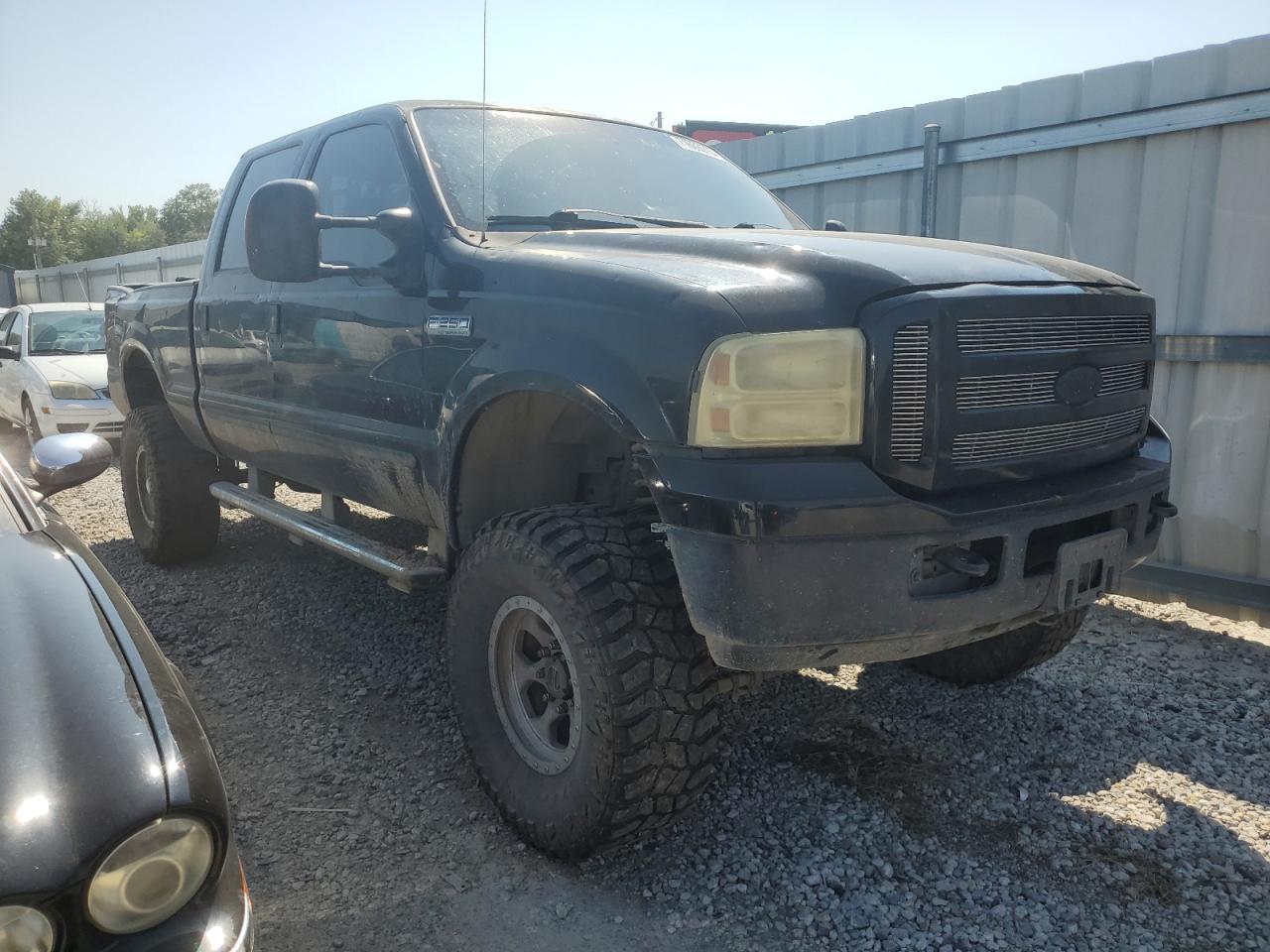 2005 Ford F250 Super Duty - Image 4
