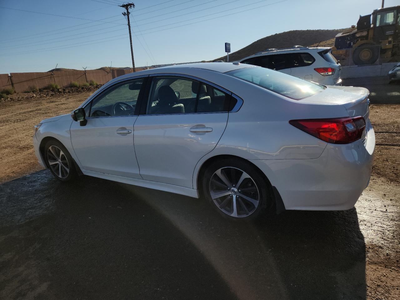 2015 Subaru Legacy 2.5I Limited - Фото 2