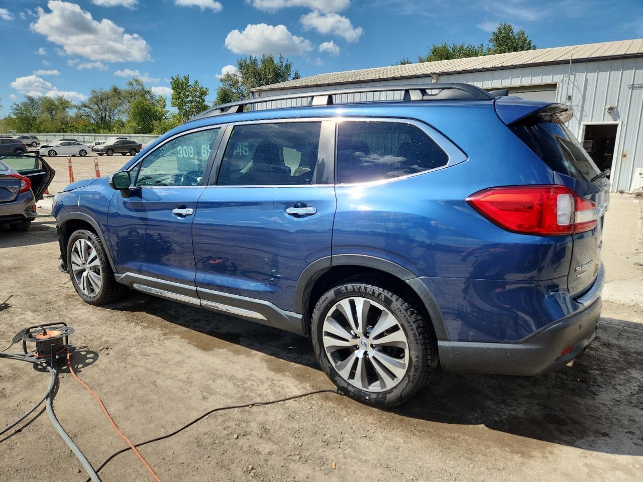 2019 Subaru Ascent Touring - Фото 2