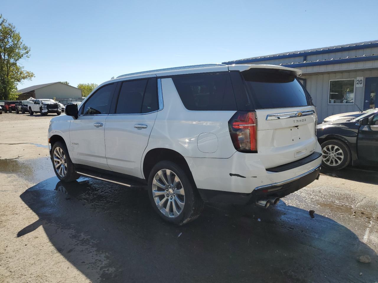 2023 Chevrolet Tahoe K1500 Premier - Фото 2
