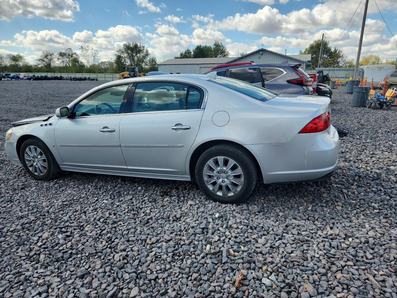 2010 Buick Lucerne Cxl - Image 2
