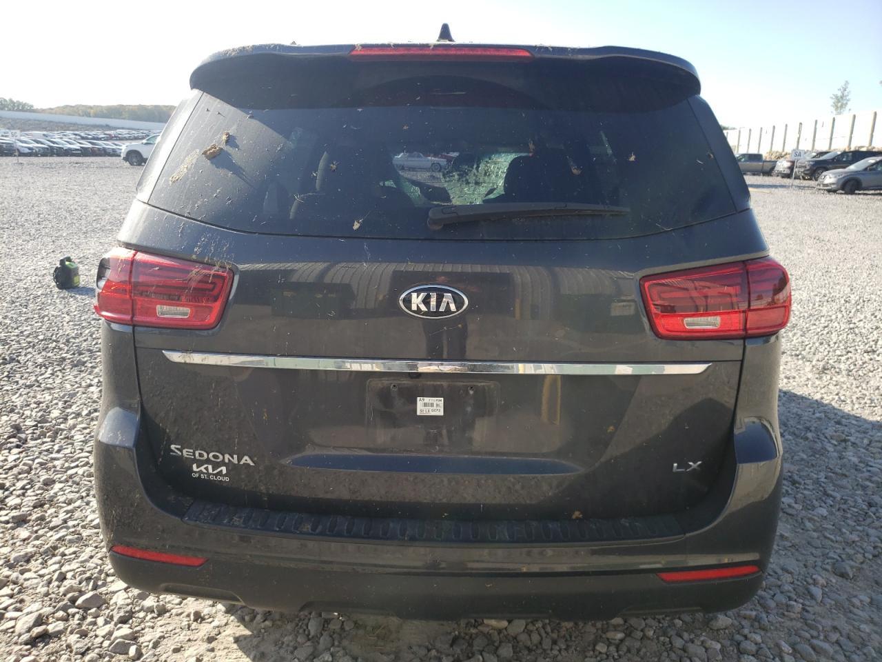 2021 Kia Sedona Lx - Фото 6