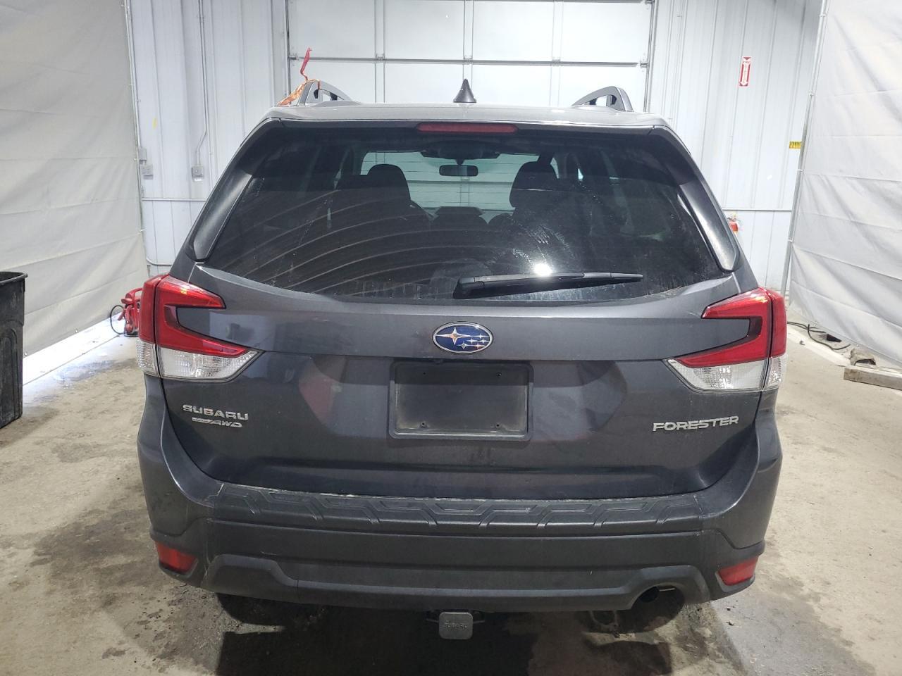 2022 Subaru Forester Premium - Фото 6