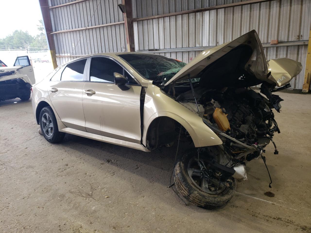 2022 Kia K5 Lxs - Image 4